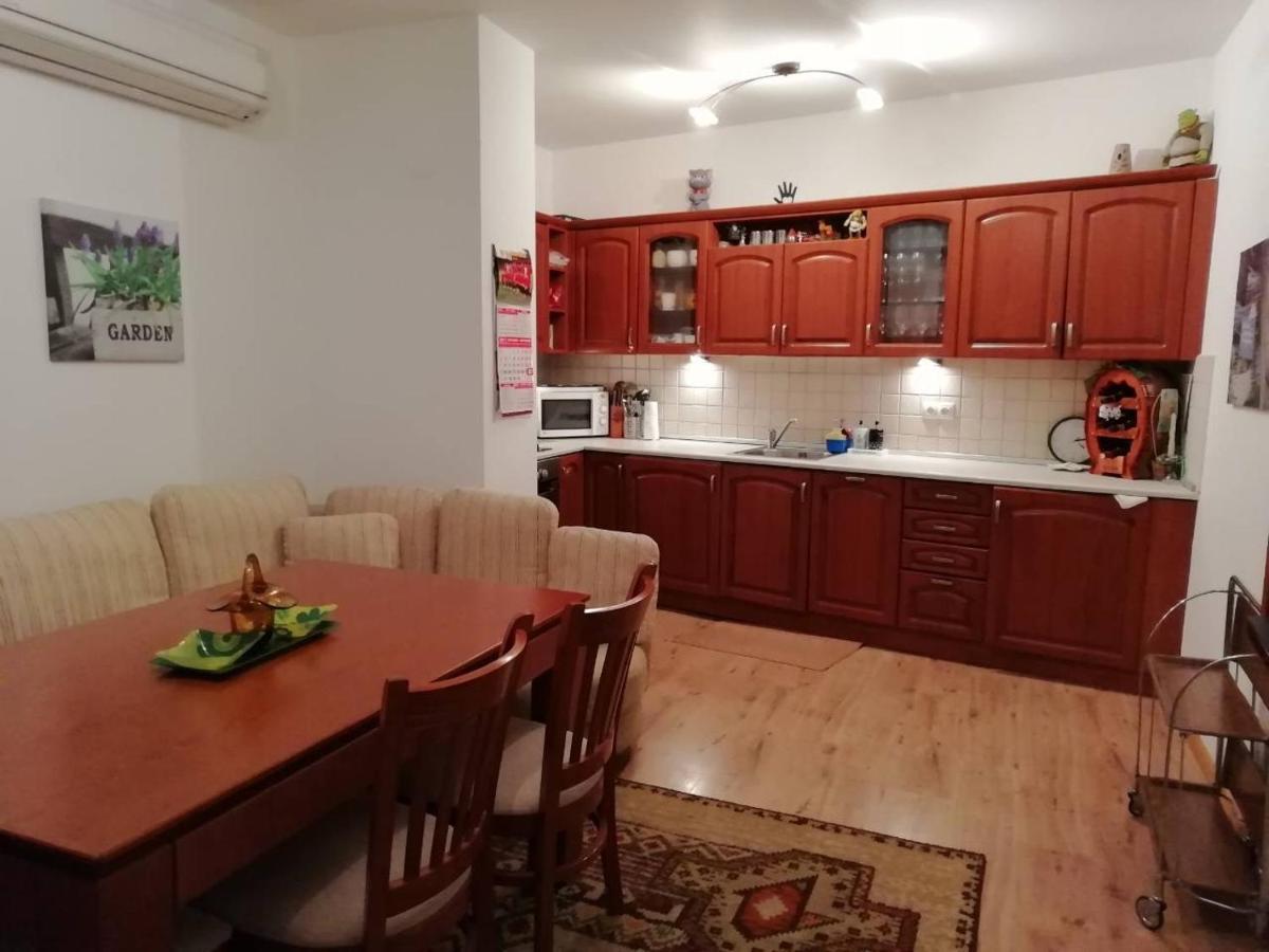Къща В Центъра На Стрелча, Джакузи С Минерална Вода מראה חיצוני תמונה